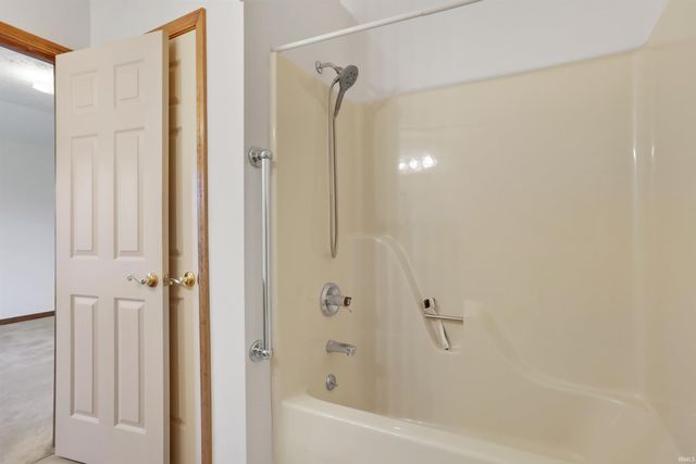 2944 Elmridge Drive, Evansville, IN 47711