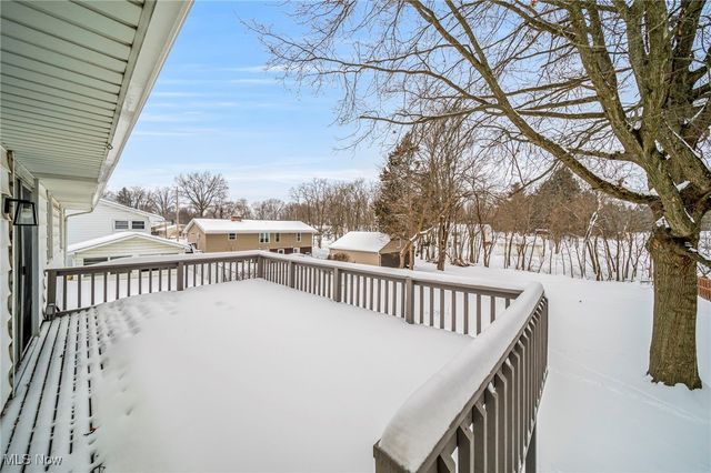 601 Pleasant Valley Drive, Medina, OH 44256