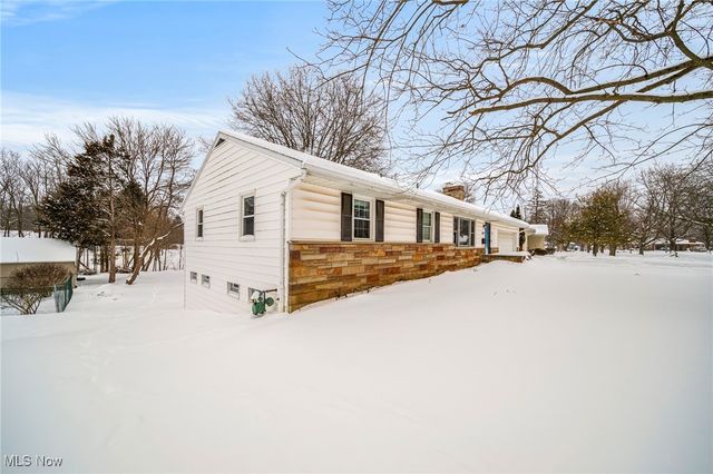 601 Pleasant Valley Drive, Medina, OH 44256