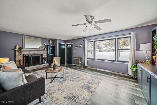 601 Pleasant Valley Drive, Medina, OH 44256