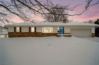 601 Pleasant Valley Drive, Medina, OH 44256