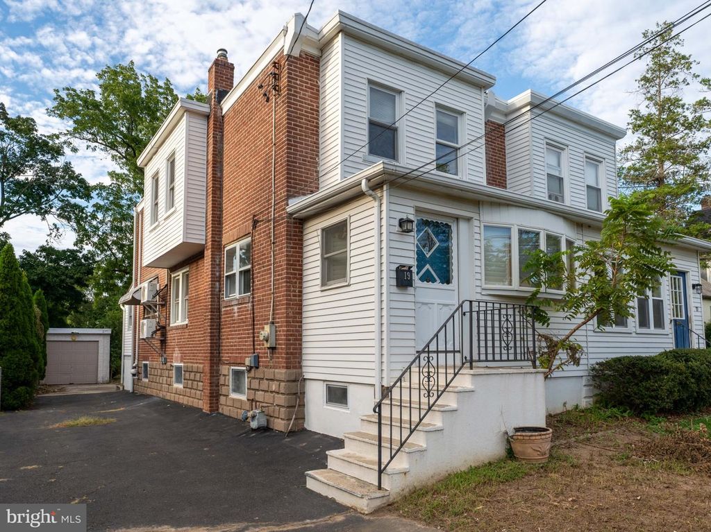 19 WEISS AVE, FLOURTOWN, PA 19031 — exterior
