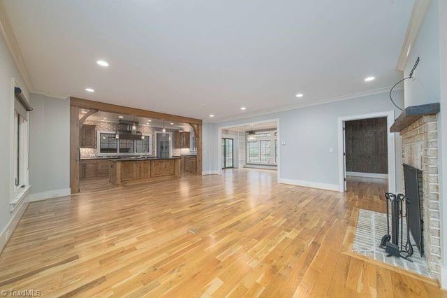 423 Lagerfield Court, Kernersville, NC 27284