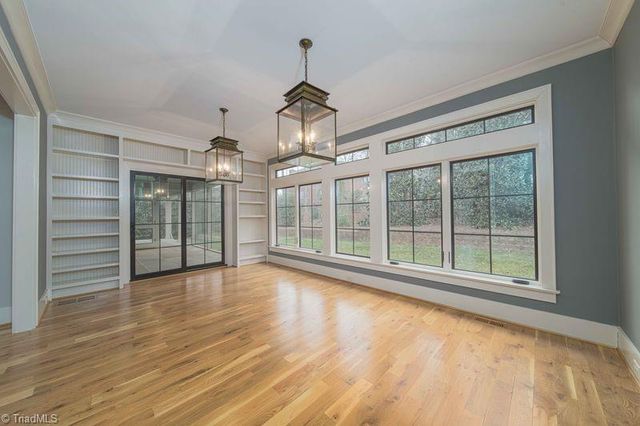 423 Lagerfield Court, Kernersville, NC 27284