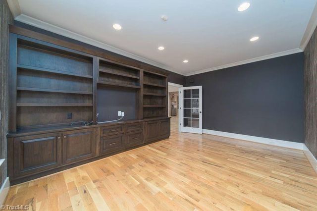 423 Lagerfield Court, Kernersville, NC 27284