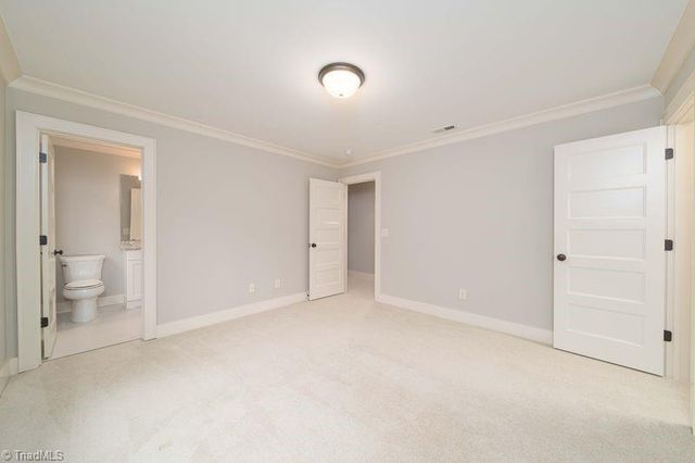 423 Lagerfield Court, Kernersville, NC 27284