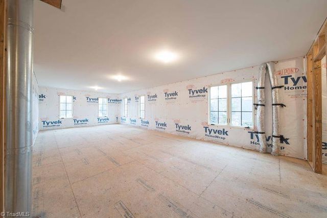 423 Lagerfield Court, Kernersville, NC 27284