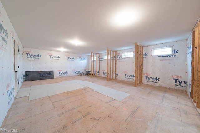 423 Lagerfield Court, Kernersville, NC 27284