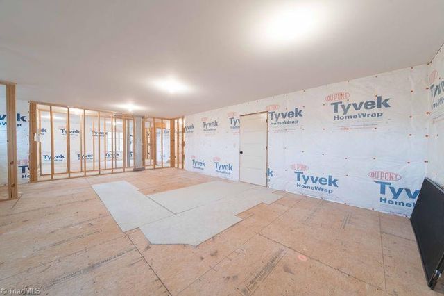 423 Lagerfield Court, Kernersville, NC 27284