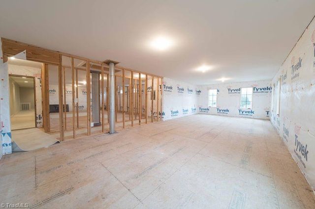 423 Lagerfield Court, Kernersville, NC 27284