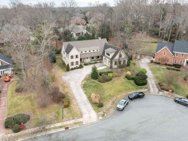 423 Lagerfield Court, Kernersville, NC 27284