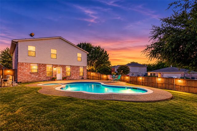 1301 Mill Crossing, Garland, TX 75040