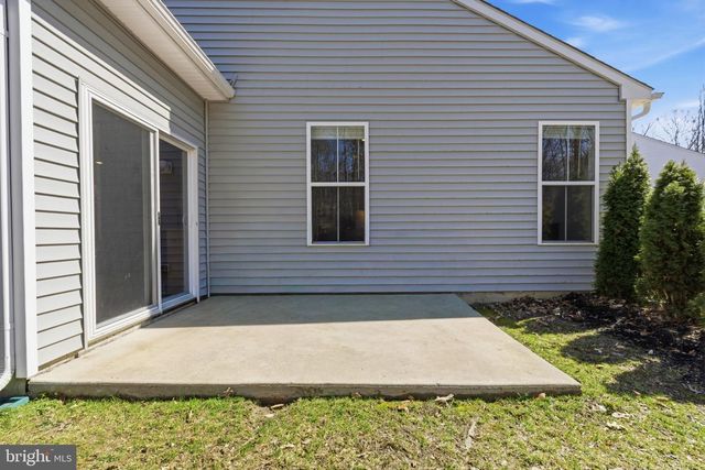 1001 SHANNON FALLS DR, Newark, DE 19702