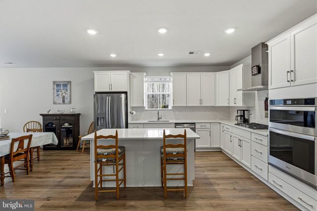 1001 SHANNON FALLS DR, Newark, DE 19702