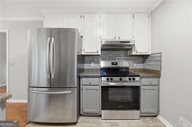 8010 Hickory Court, Murrayville, GA 30564