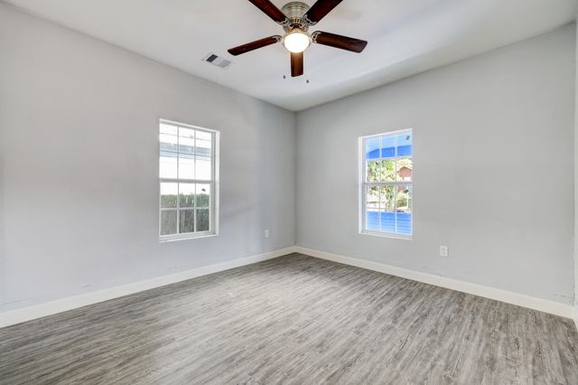 4224 Marina Street, Houston, TX 77007