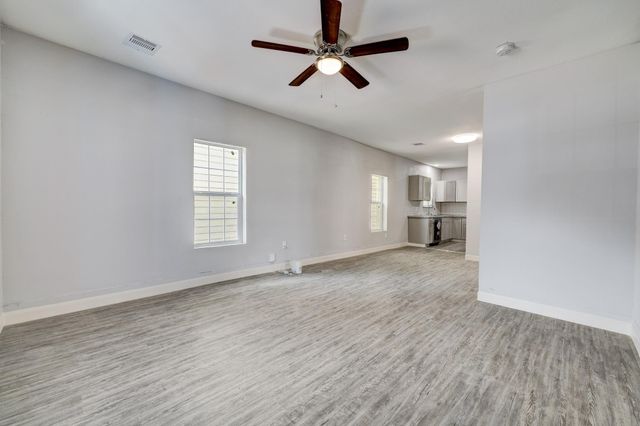 4224 Marina Street, Houston, TX 77007