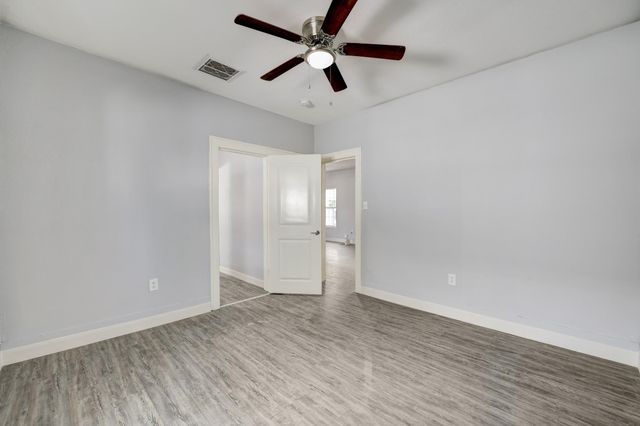 4224 Marina Street, Houston, TX 77007