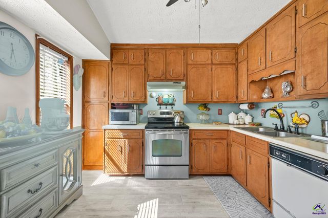 3111 Octavia Lane, Snellville, GA 30039