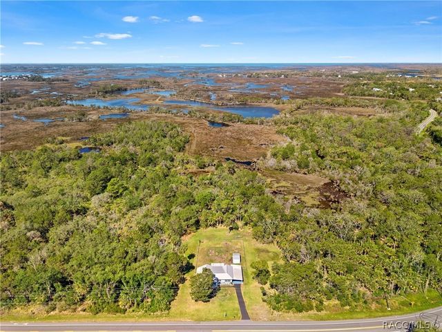 10928 W Fort Island Trail, Crystal River, FL 34429