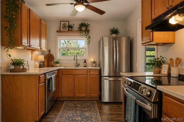 10928 W Fort Island Trail, Crystal River, FL 34429