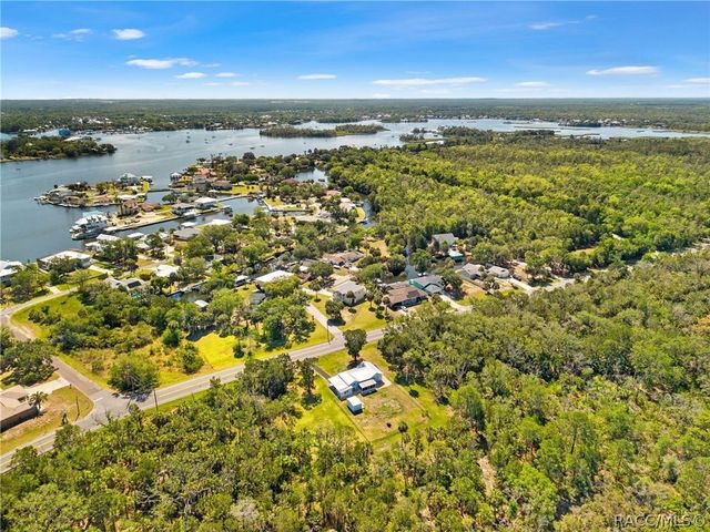 10928 W Fort Island Trail, Crystal River, FL 34429