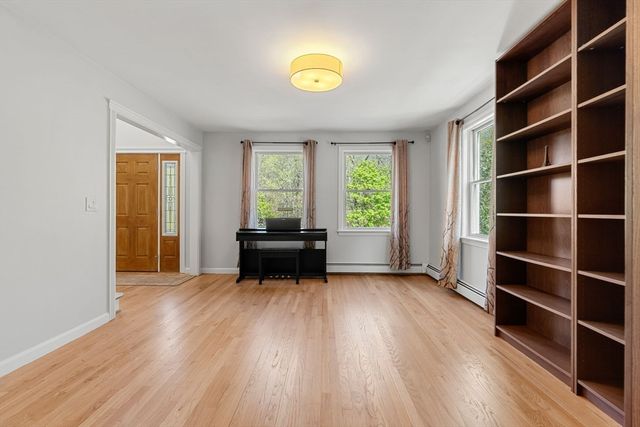 29 Edgehill Rd, Swampscott, MA 01907