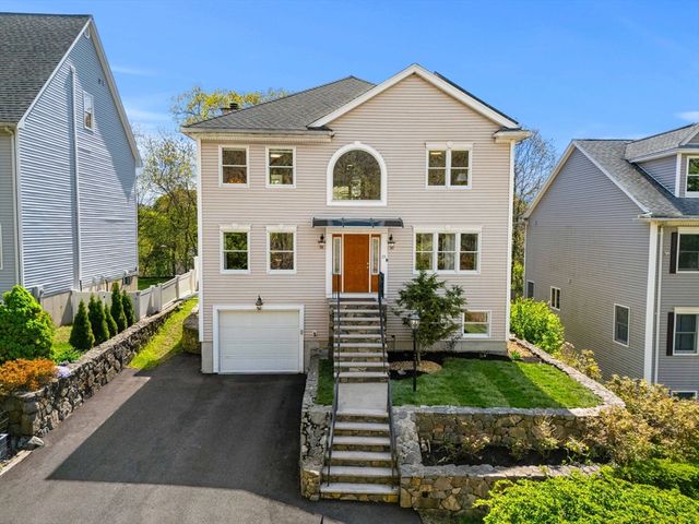 29 Edgehill Rd, Swampscott, MA 01907