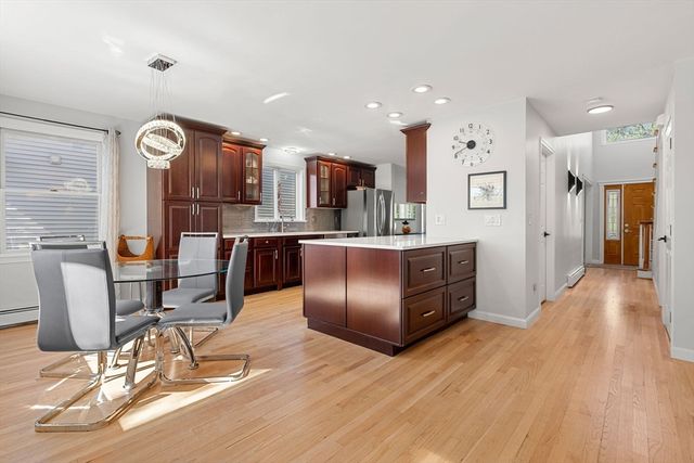 29 Edgehill Rd, Swampscott, MA 01907