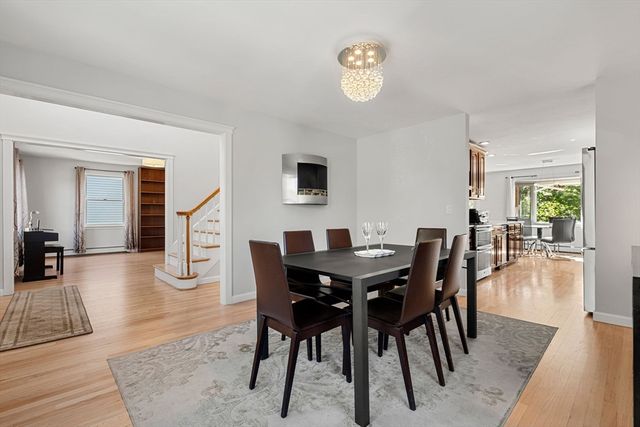 29 Edgehill Rd, Swampscott, MA 01907