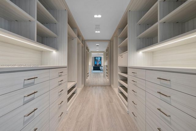 10203 Collins Ave 1702, Bal Harbour, FL 33154