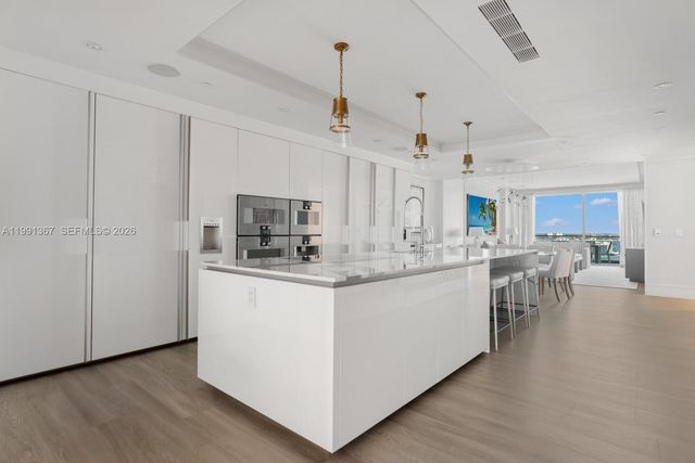 10203 Collins Ave 1702, Bal Harbour, FL 33154