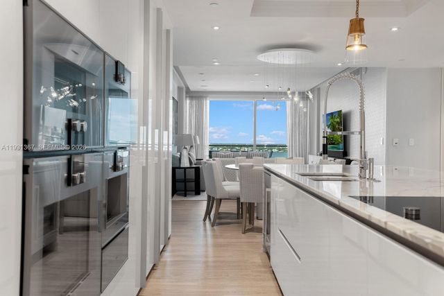 10203 Collins Ave 1702, Bal Harbour, FL 33154