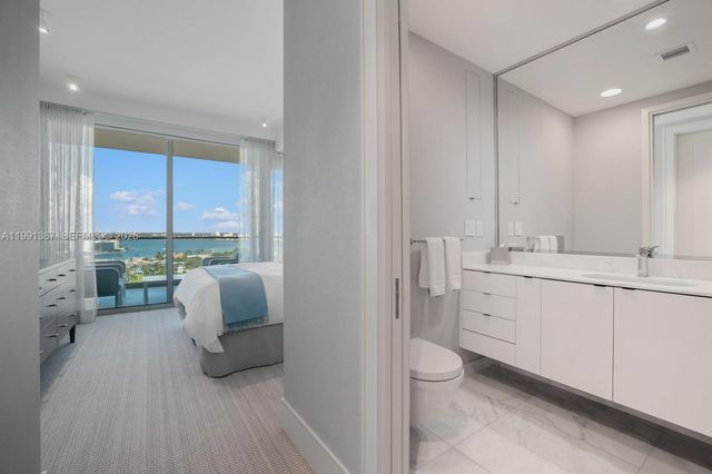 10203 Collins Ave 1702, Bal Harbour, FL 33154