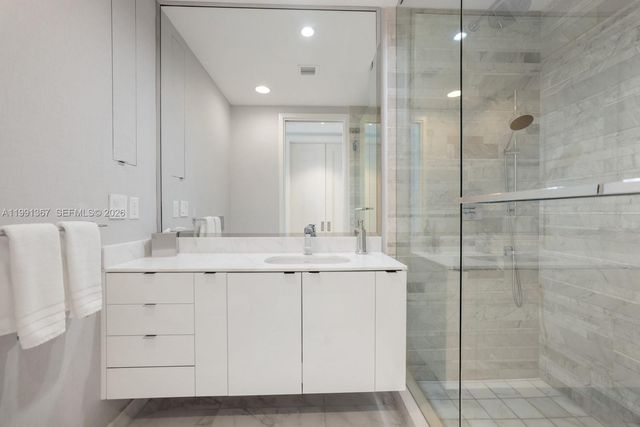 10203 Collins Ave 1702, Bal Harbour, FL 33154