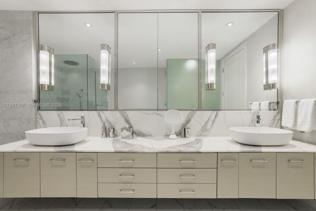 10203 Collins Ave 1702, Bal Harbour, FL 33154