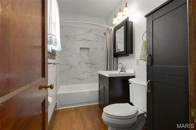 3655 Long Drive, St Ann, MO 63074