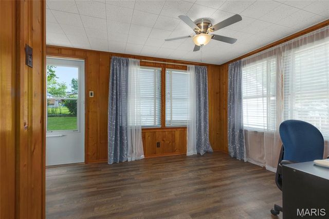 3655 Long Drive, St Ann, MO 63074