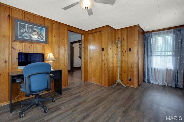 3655 Long Drive, St Ann, MO 63074