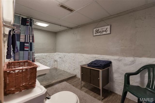 3655 Long Drive, St Ann, MO 63074