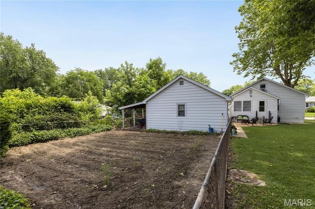 3655 Long Drive, St Ann, MO 63074