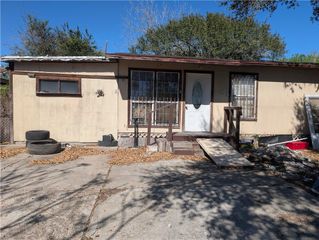 1426 Coahuila St, Corpus Christi, TX 78417