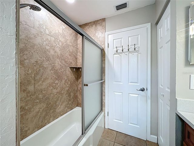 2424 WHIPPOORWILL CIRCLE, Sarasota, FL 34231