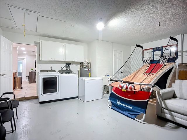 2424 WHIPPOORWILL CIRCLE, Sarasota, FL 34231