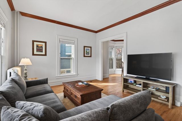 2316 Fremont Avenue S, Minneapolis, MN 55405