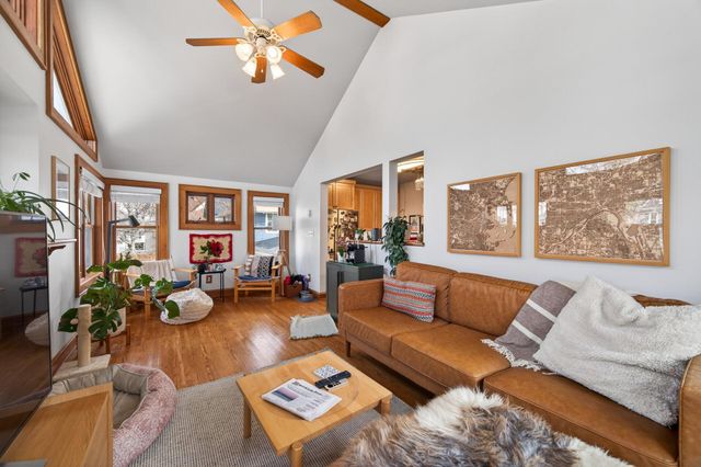 2316 Fremont Avenue S, Minneapolis, MN 55405