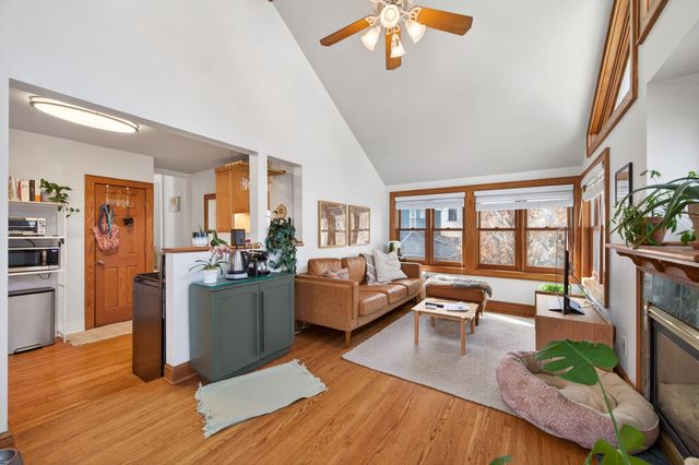 2316 Fremont Avenue S, Minneapolis, MN 55405