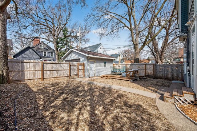 2316 Fremont Avenue S, Minneapolis, MN 55405