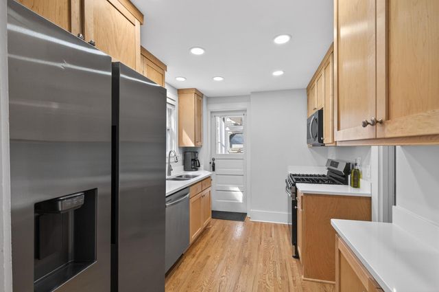 2316 Fremont Avenue S, Minneapolis, MN 55405