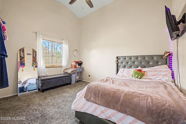 7561 S Woodbury Grove Drive, Tucson, AZ 85757